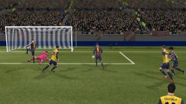 Strategy Dream League Soccer 17 obrazek 