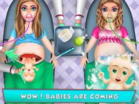 Kız kardeşler anne Arkadaş Yeni doğmuş Bebek hamil imgesi 11