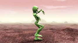 grüner Alien-Tanz Bild 