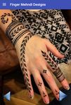 Fingers Mehndi Design Bild 15