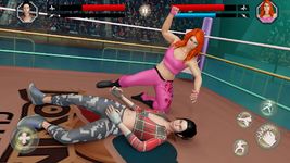 Imagem 17 do Mulheres Wrestling Rumble: Luta no quintal