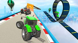 รูปภาพที่ 9 ของ Extreme Tractor Stunts Racing- Ramp เกมขับรถ