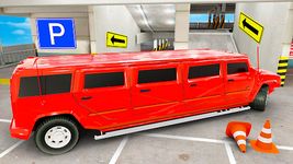 Скриншот 15 APK-версии Limo Multi Level Car Parking Car Driving Simulator