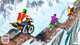 Captură de ecran Snow Tricky Bike Impossible Track Stunts 2020 apk 11