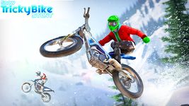 Captură de ecran Snow Tricky Bike Impossible Track Stunts 2020 apk 