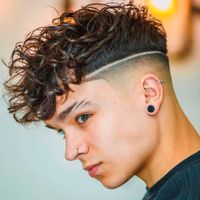 Ícone do Cortes de cabelo masculino 2021 da moda haircuts