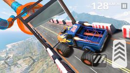 Tangkapan layar apk Monster Truck Mega Ramp Stunt 7