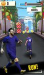 Скриншот 9 APK-версии Messi Runner