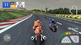 Screenshot 10 di Una vera gara di moto 3D apk