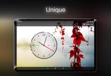 Clock live wallpaper, battery level screenshot apk 