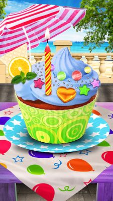 Image 4 of Cupcake Maker Salon